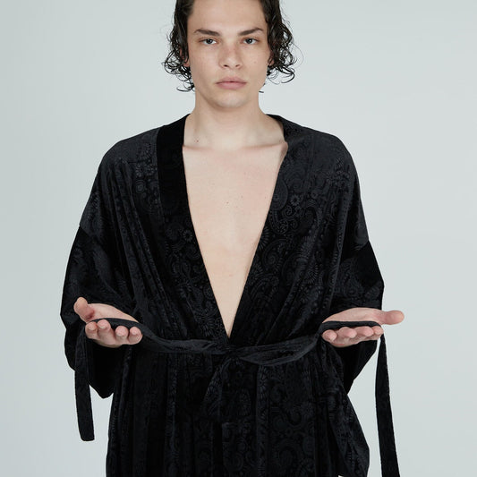 DEATILED VELVET KIMONO