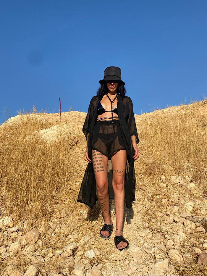 DESERT BLACK ROBE